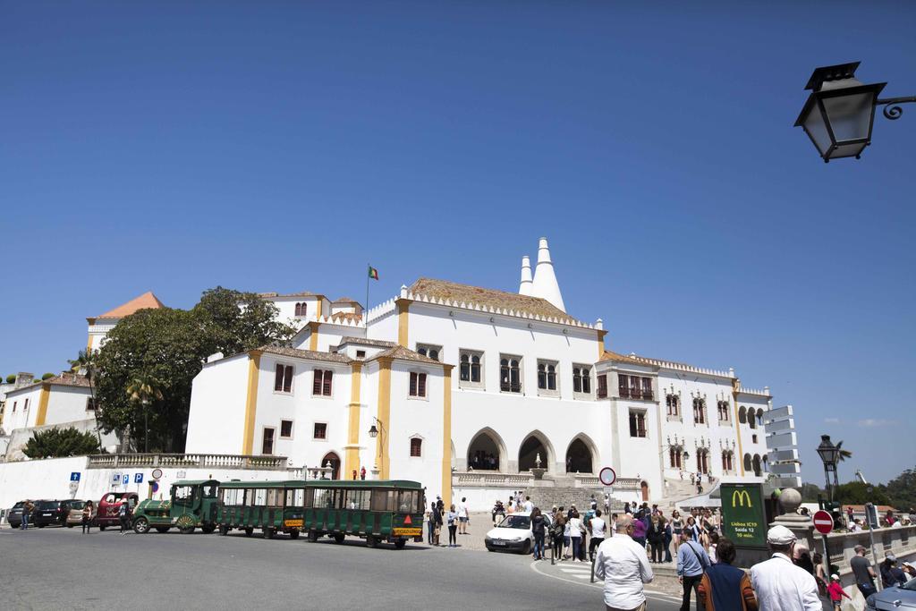 Lovely Apartment In Sintra Esterno foto